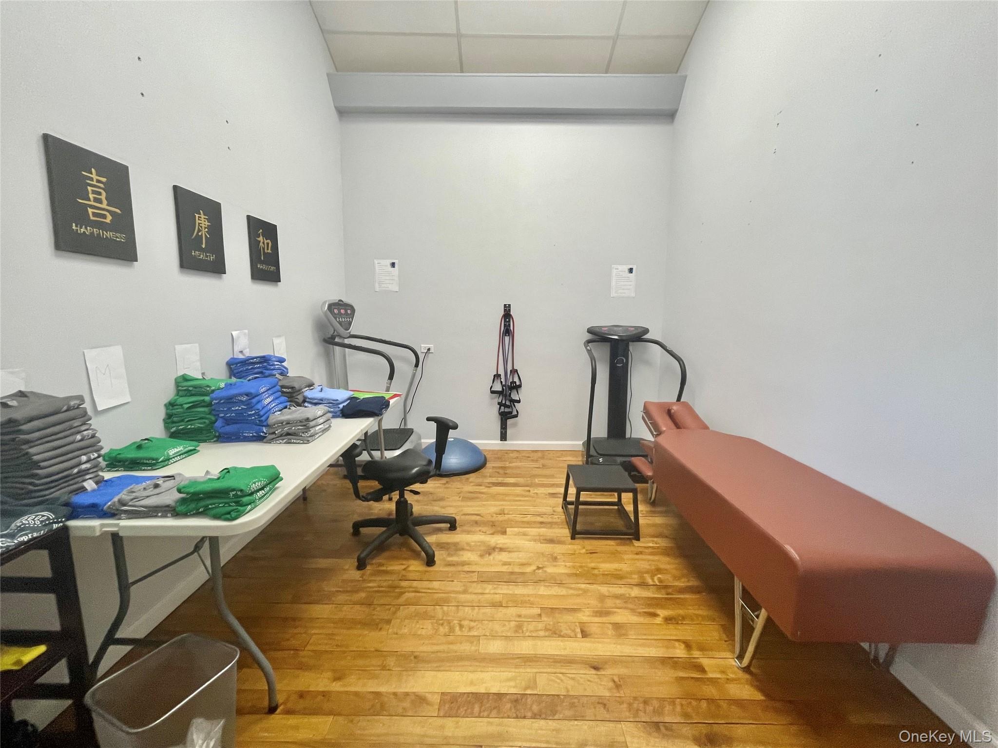 1298 Newbridge Road, Bellmore, NY 11710