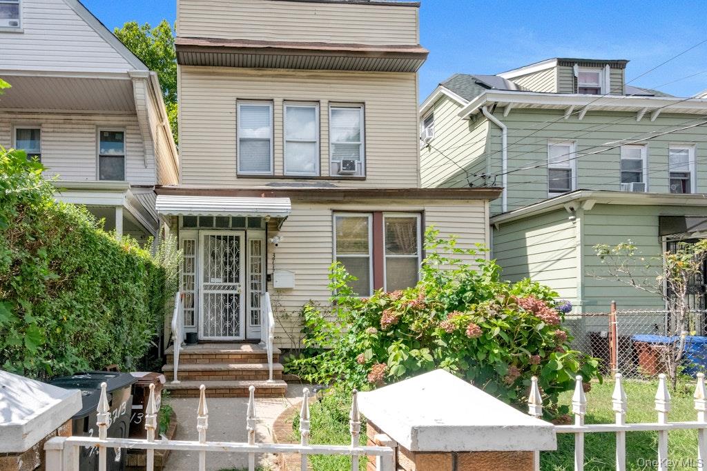3713 Willett Avenue, Bronx, NY 10467