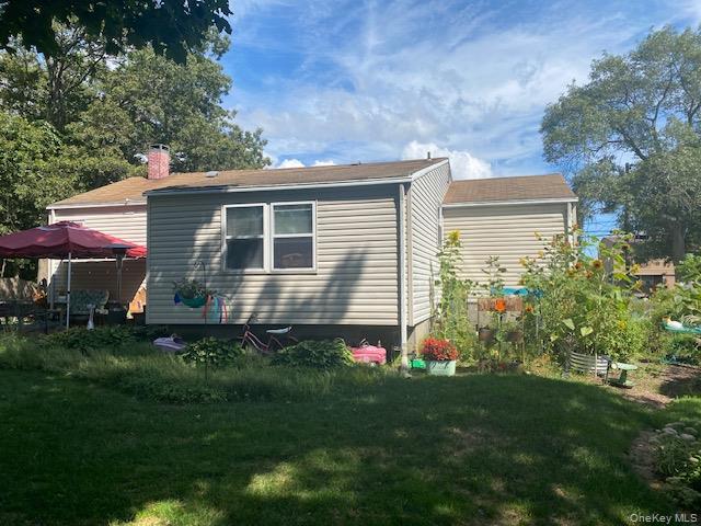 2816 Acorn Avenue, Medford, NY 11763