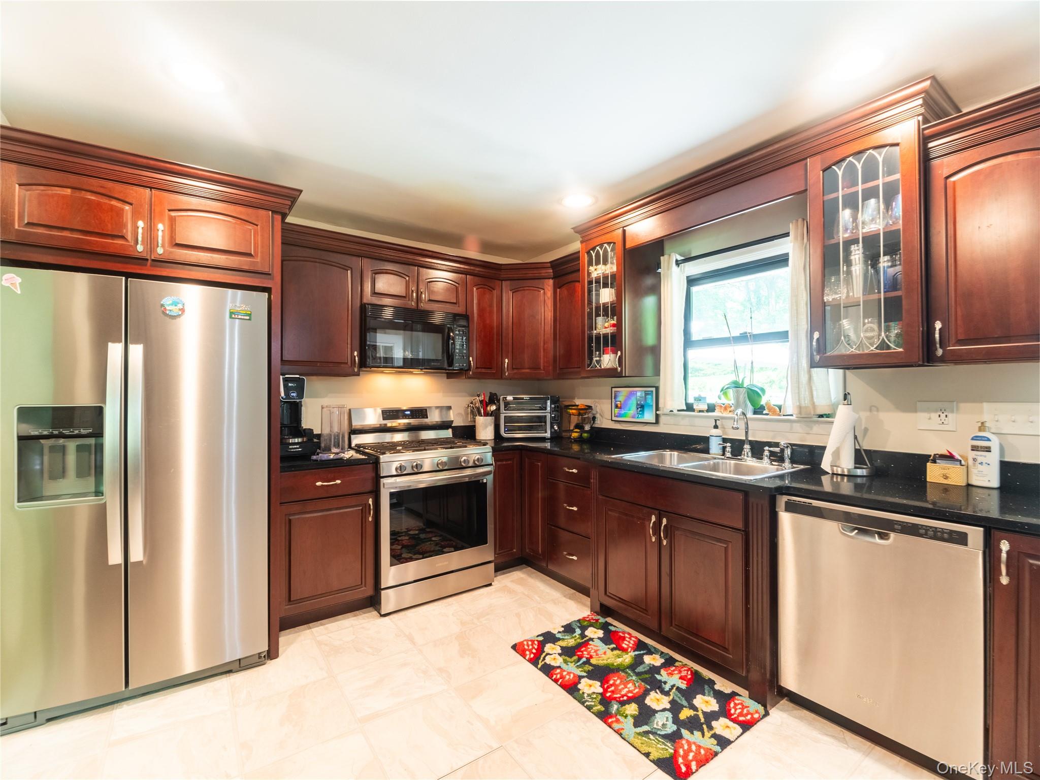 175 Chappaqua Road, Briarcliff Manor, NY 10562