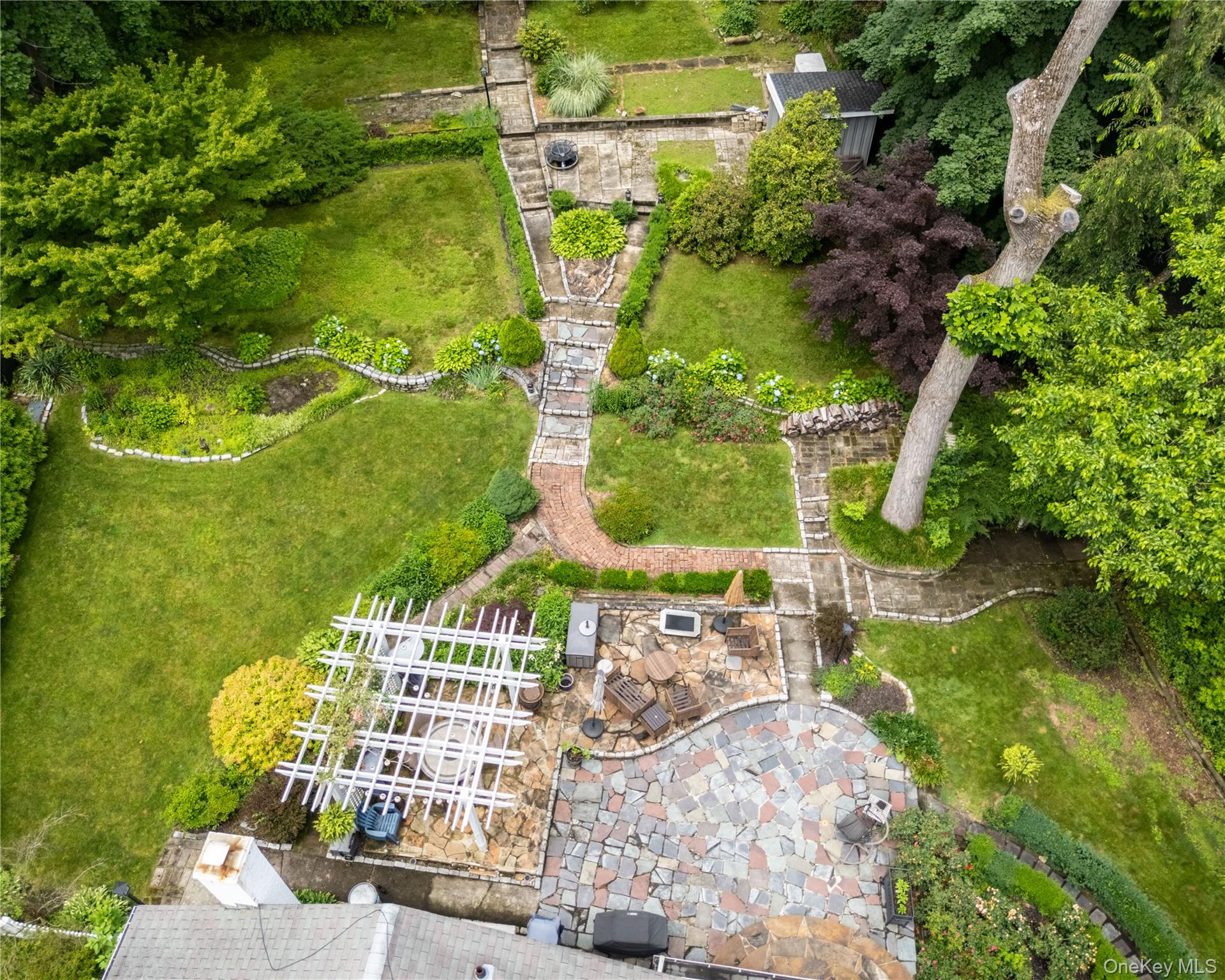 175 Chappaqua Road, Briarcliff Manor, NY 10562