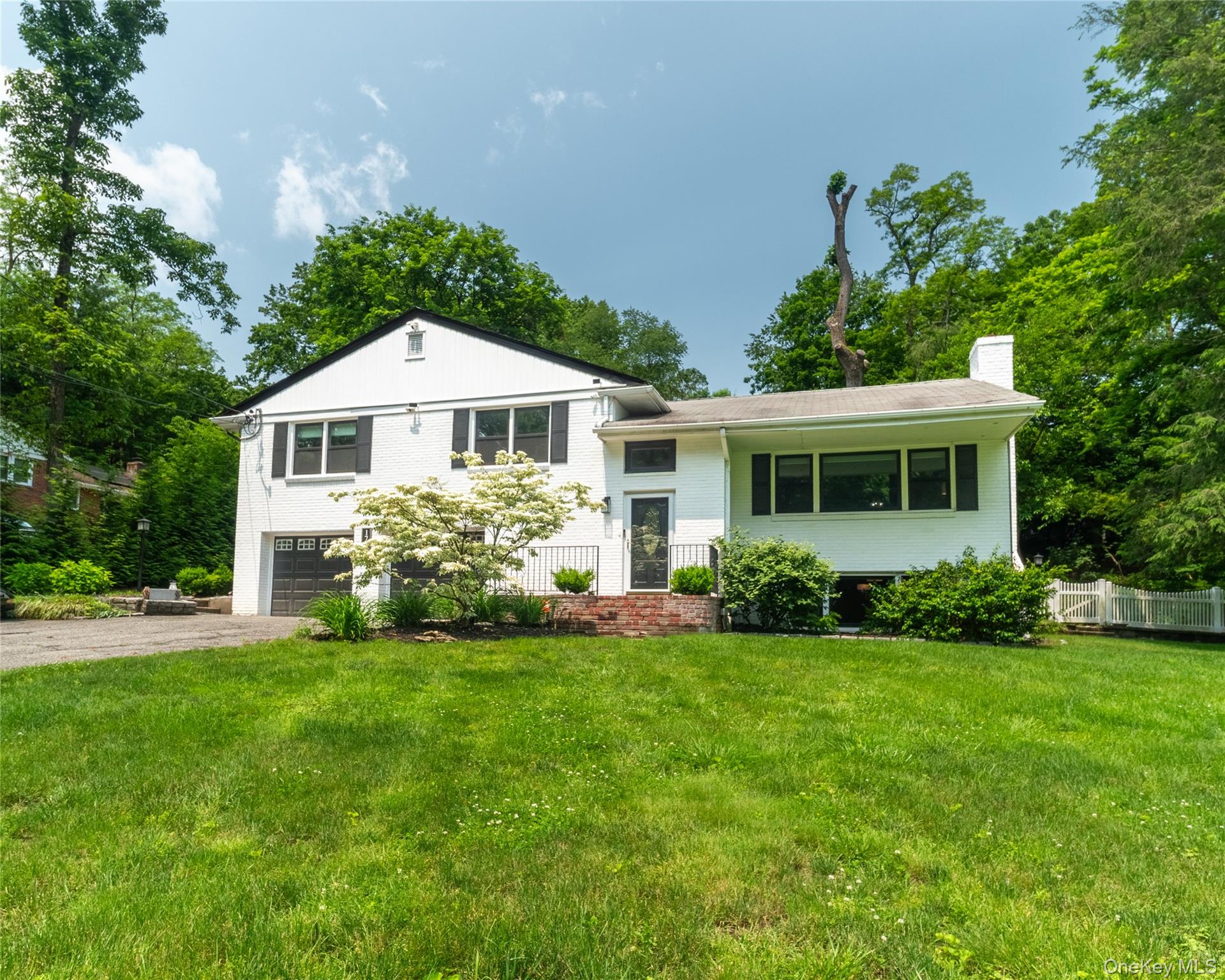 175 Chappaqua Road, Briarcliff Manor, NY 10562