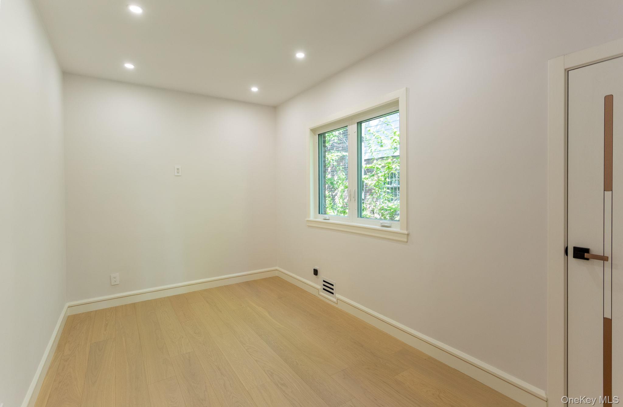 85-49 Avon Street, Jamaica Estates, NY 11432