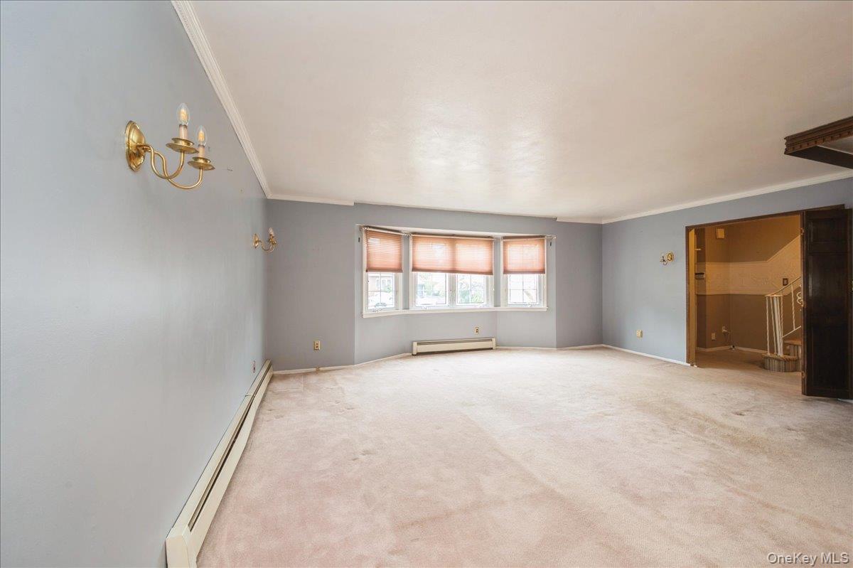 1014 Kings Parkway, North Baldwin, NY 11510