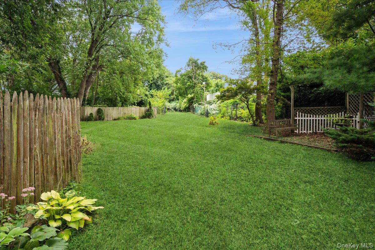 1014 Kings Parkway, North Baldwin, NY 11510