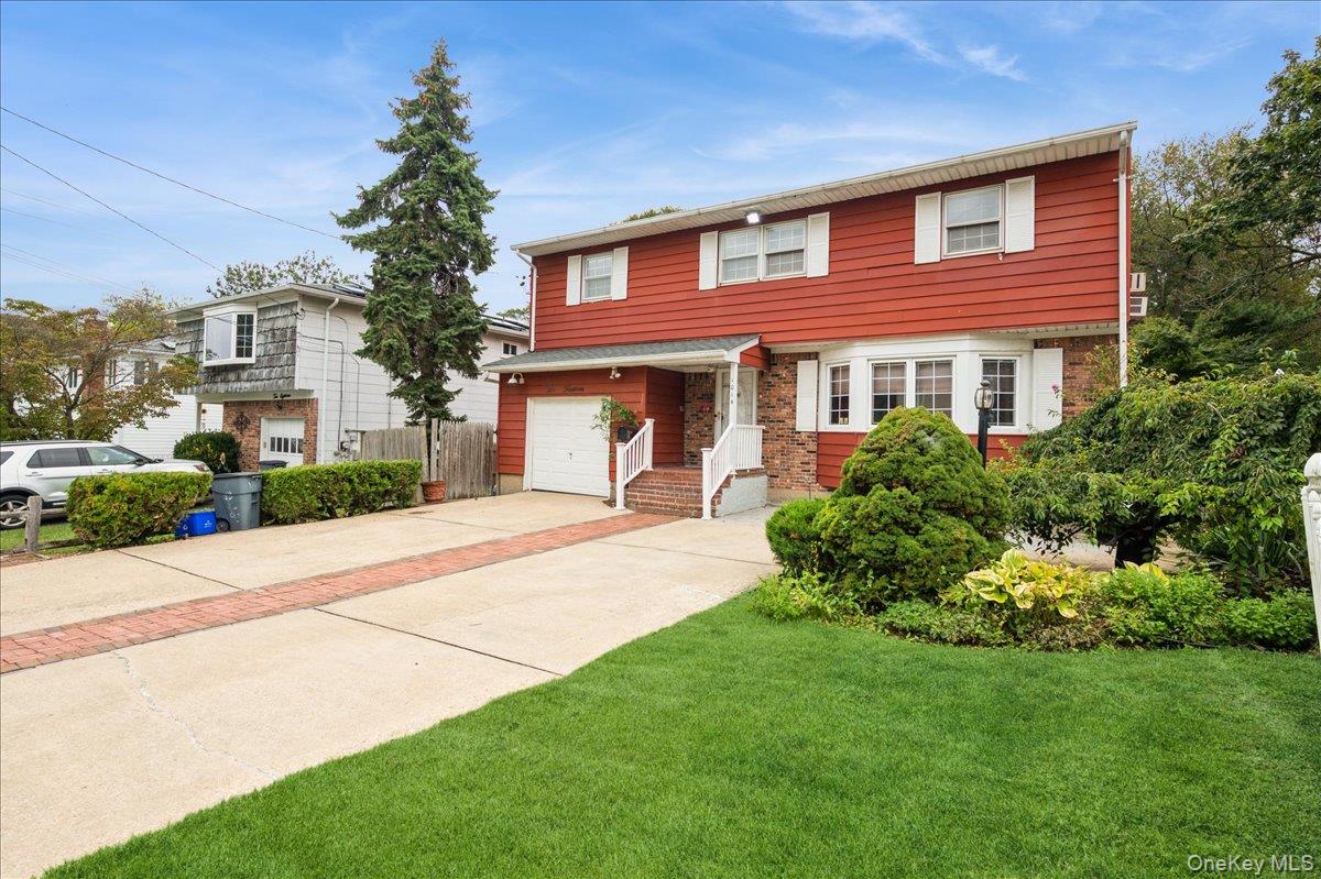 1014 Kings Parkway, North Baldwin, NY 11510