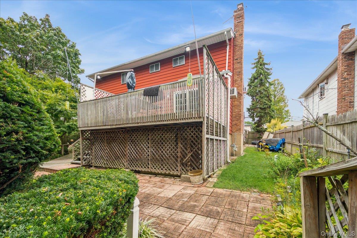 1014 Kings Parkway, North Baldwin, NY 11510