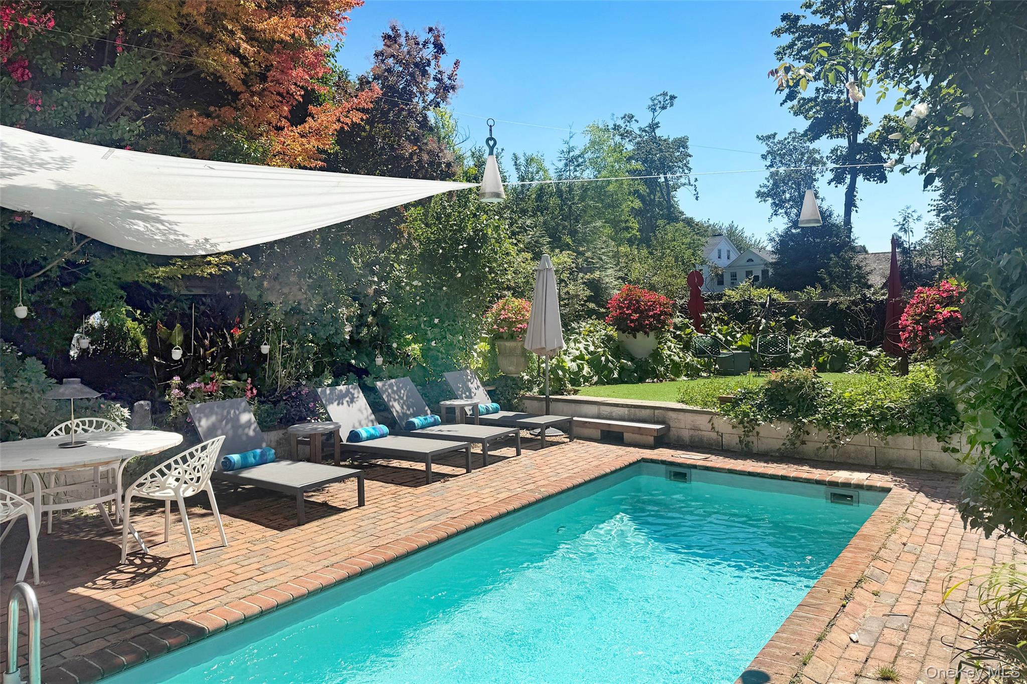 28 Bowden Square, Southampton, NY 11968