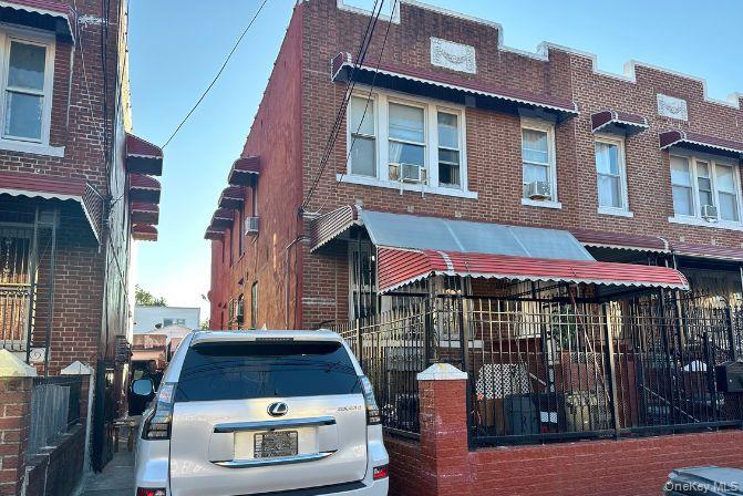 37-44 102nd Street, Flushing, NY 11368