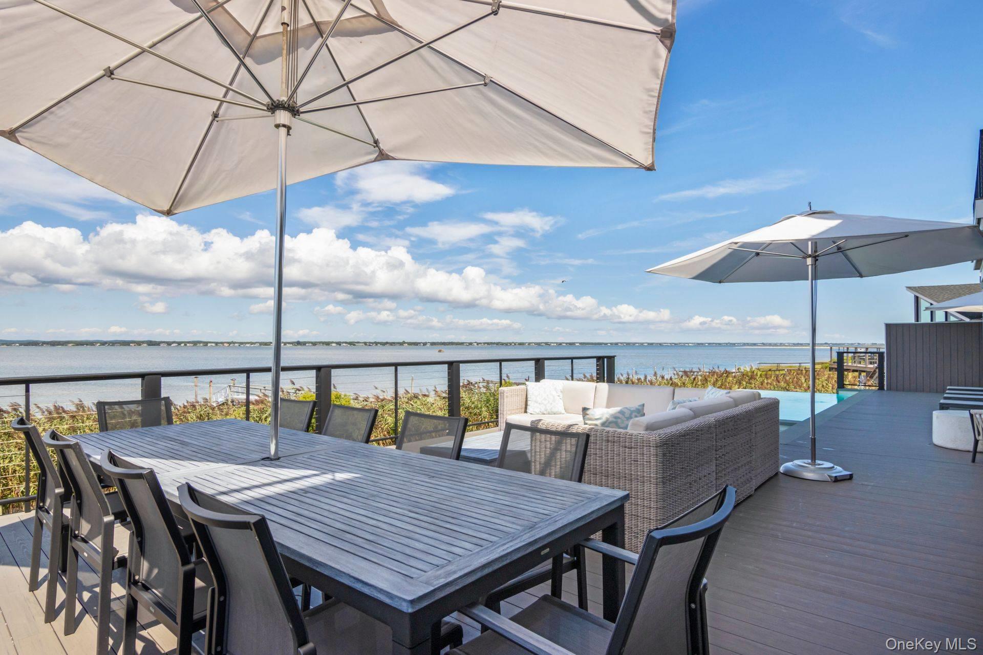 20 Cove Lane, Westhampton Dunes, NY 11978