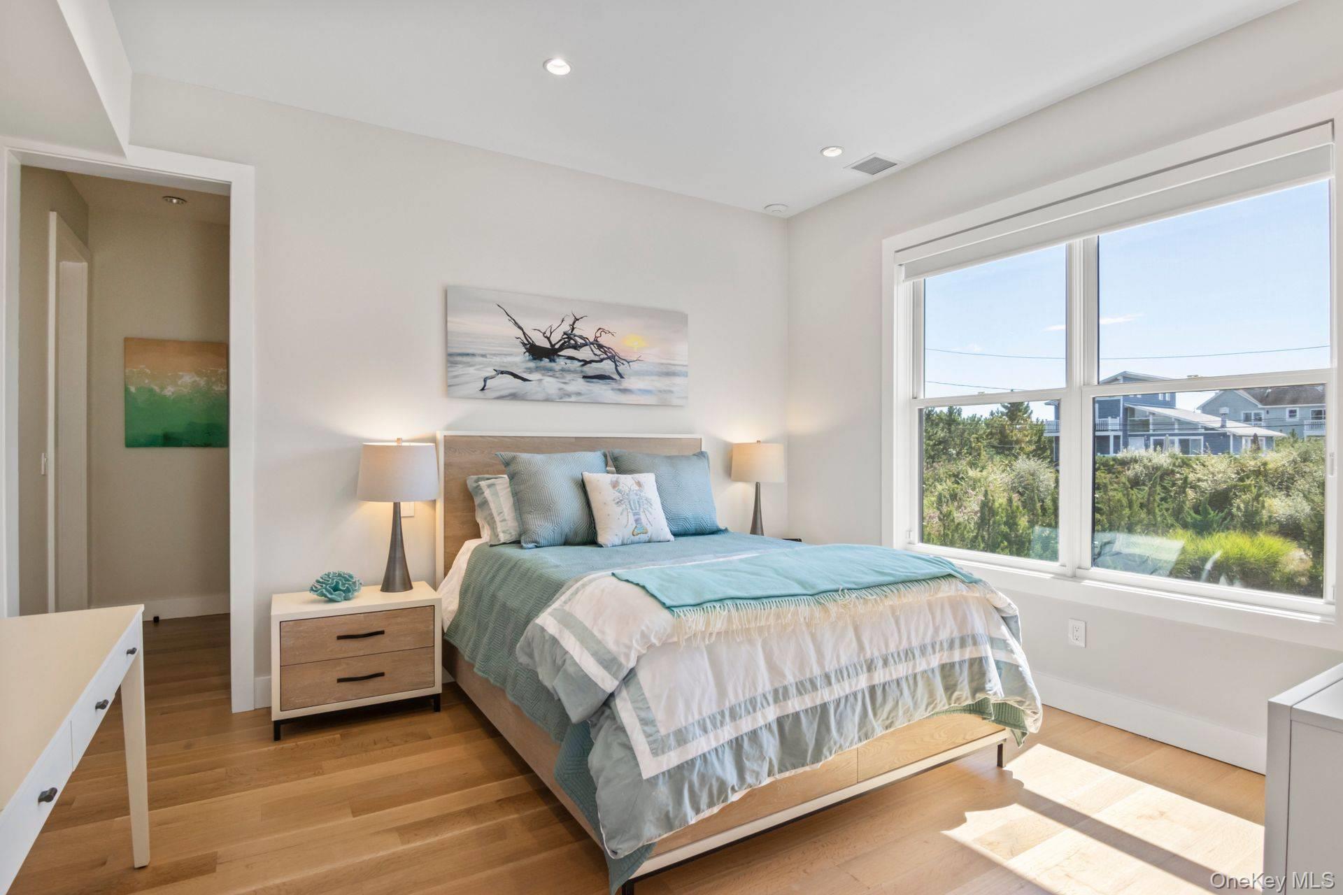 20 Cove Lane, Westhampton Dunes, NY 11978