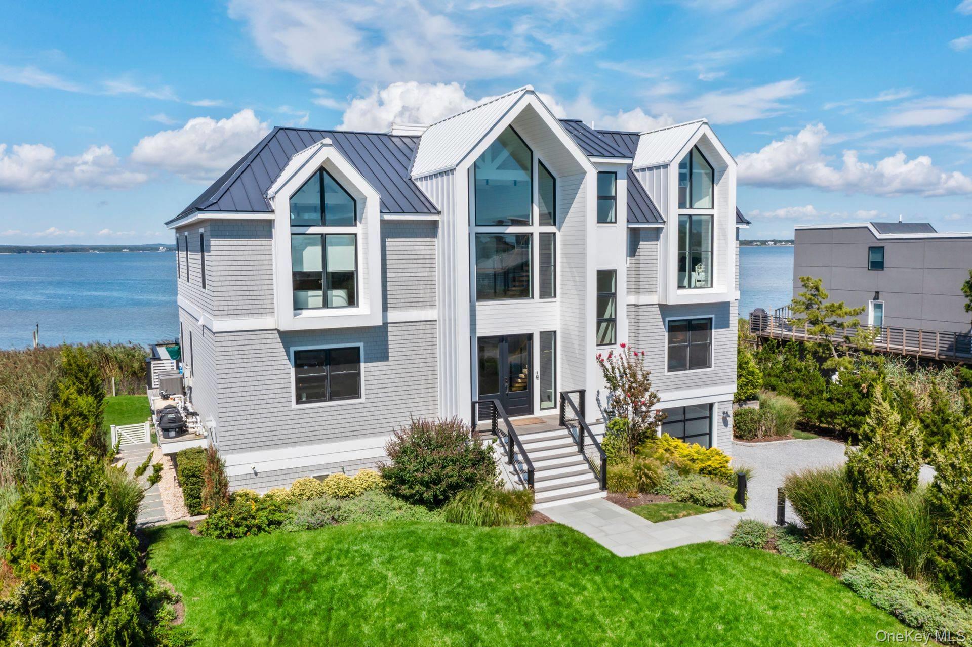 20 Cove Lane, Westhampton Dunes, NY 11978