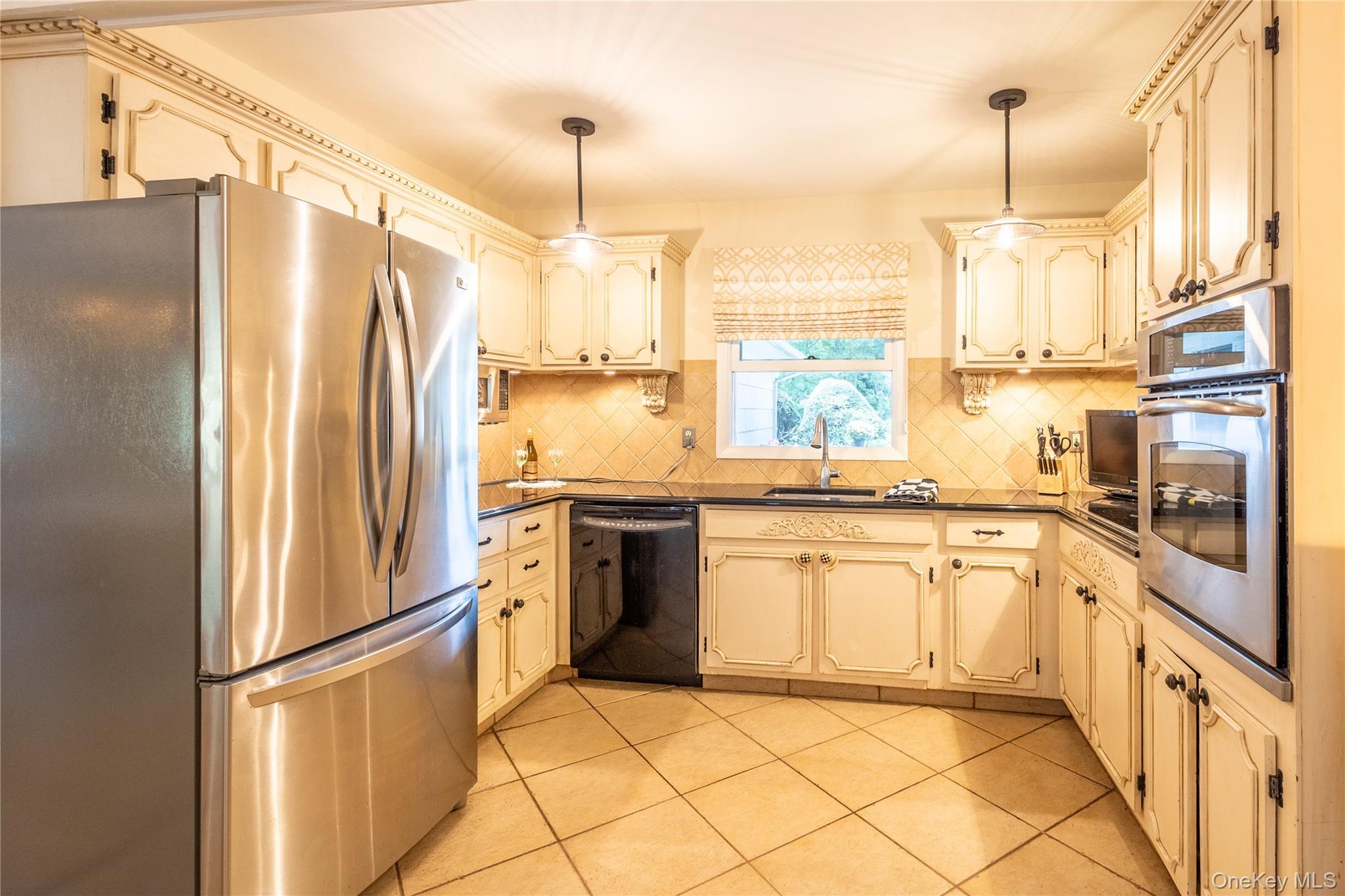 66 Barker Drive, Stony Brook, NY 11790