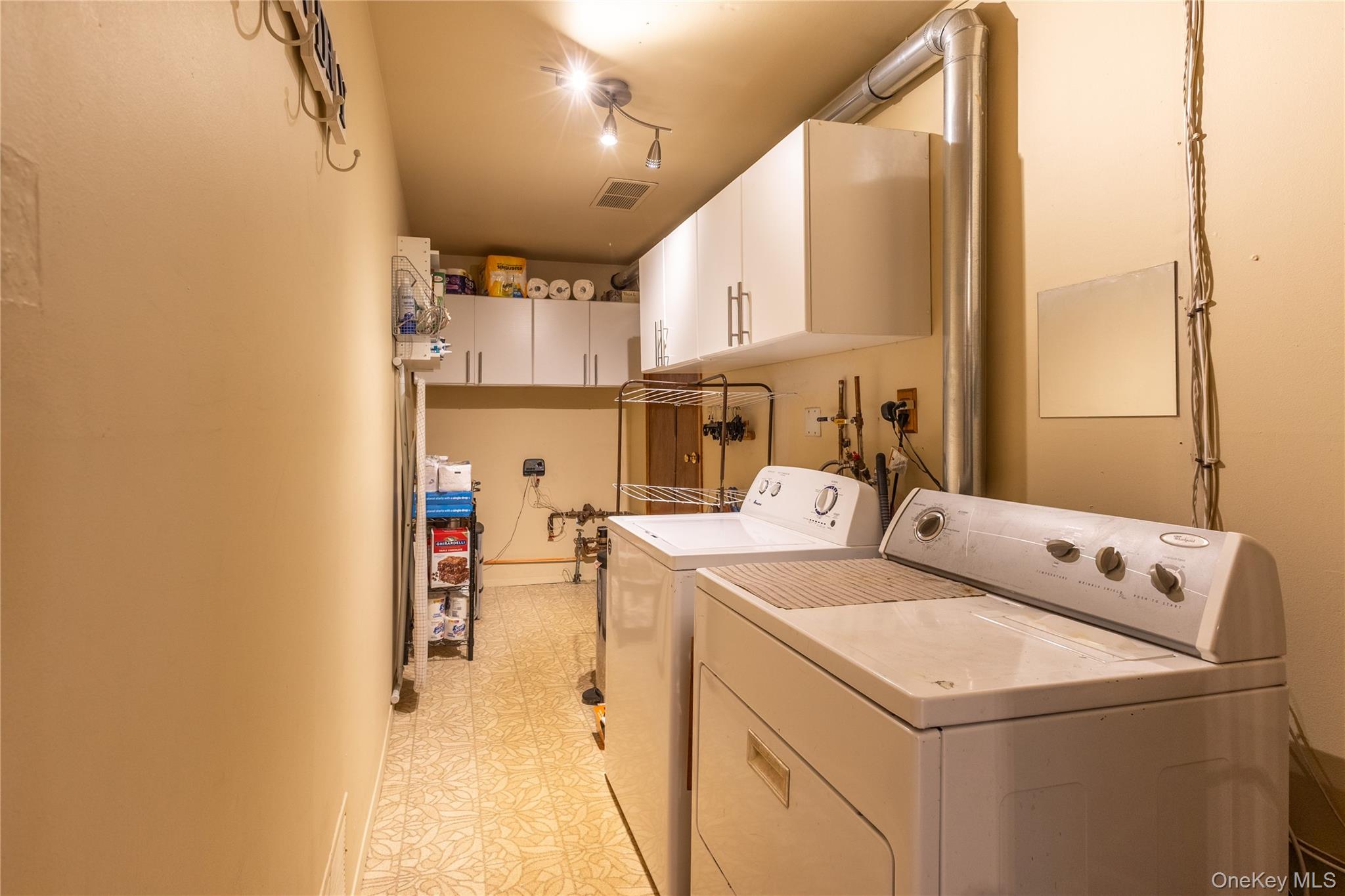 66 Barker Drive, Stony Brook, NY 11790