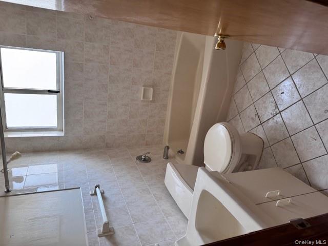 1264 Hobart Avenue, Bronx, NY 10461