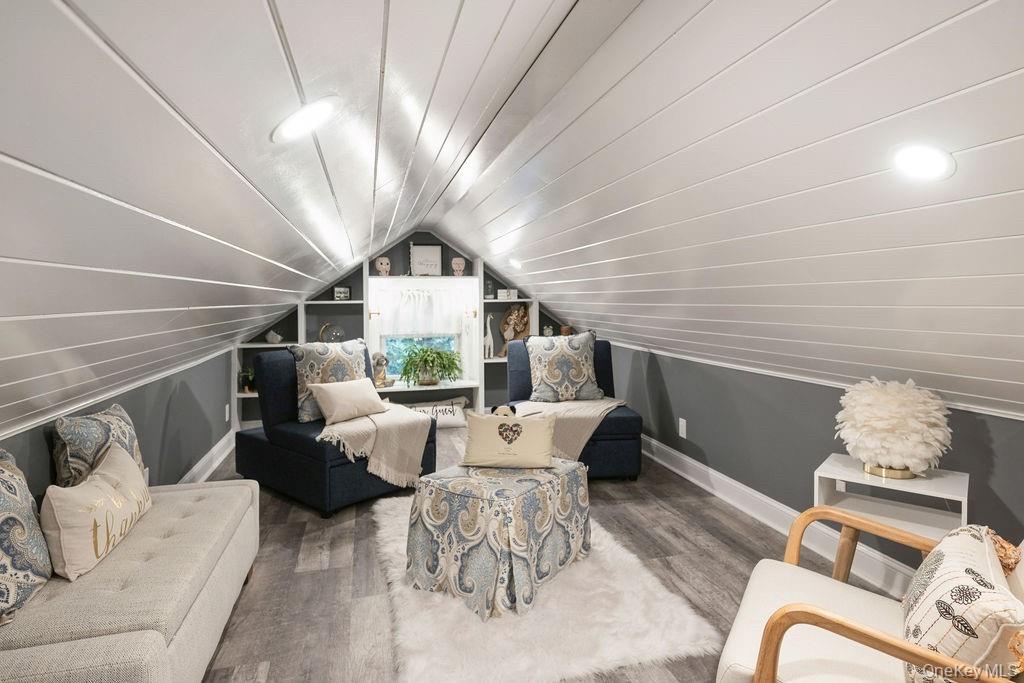 15 Briarwood Drive, Huntington, NY 11743