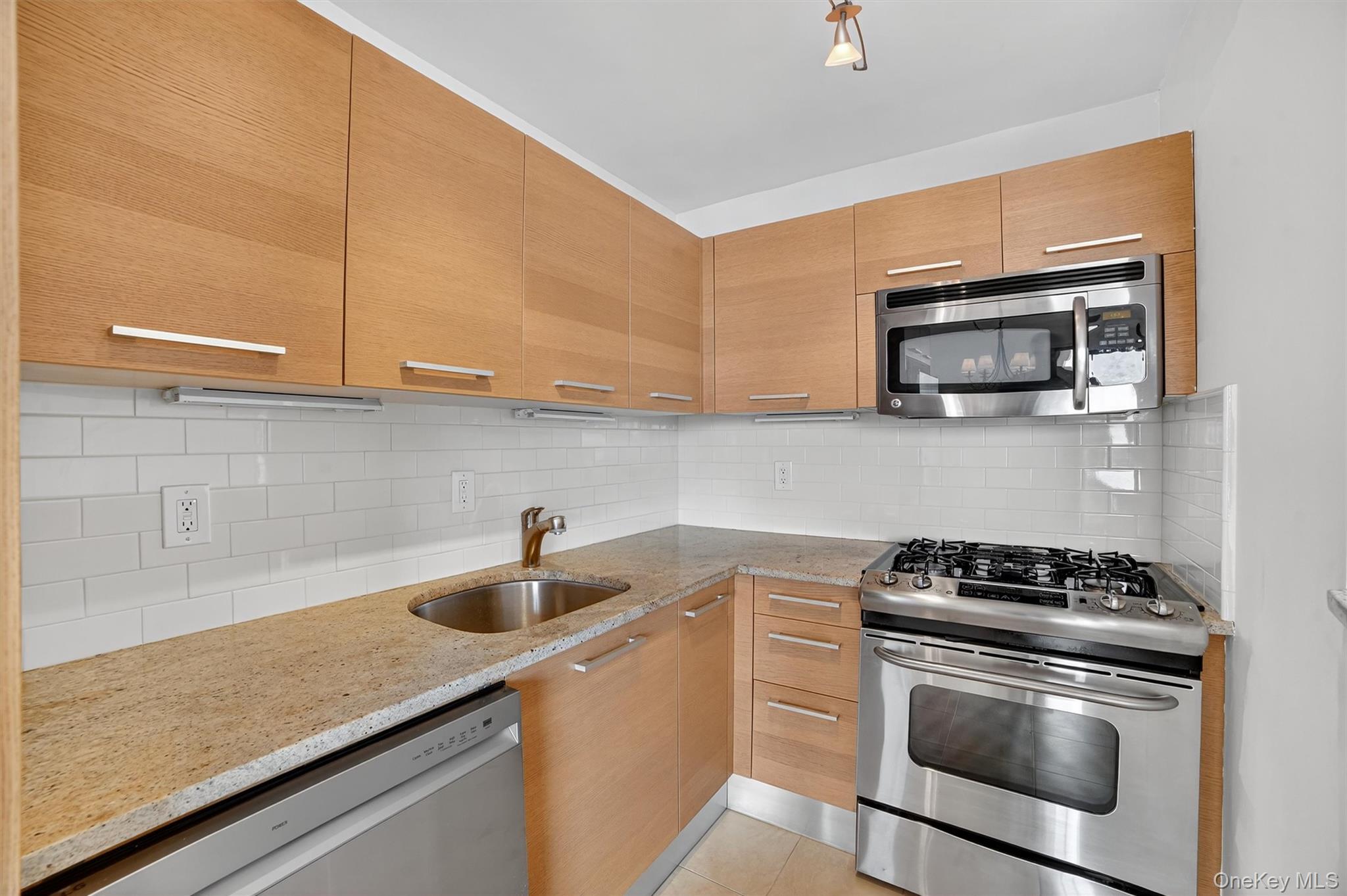 1155 Warburton Avenue # 10A, Yonkers, NY 10701