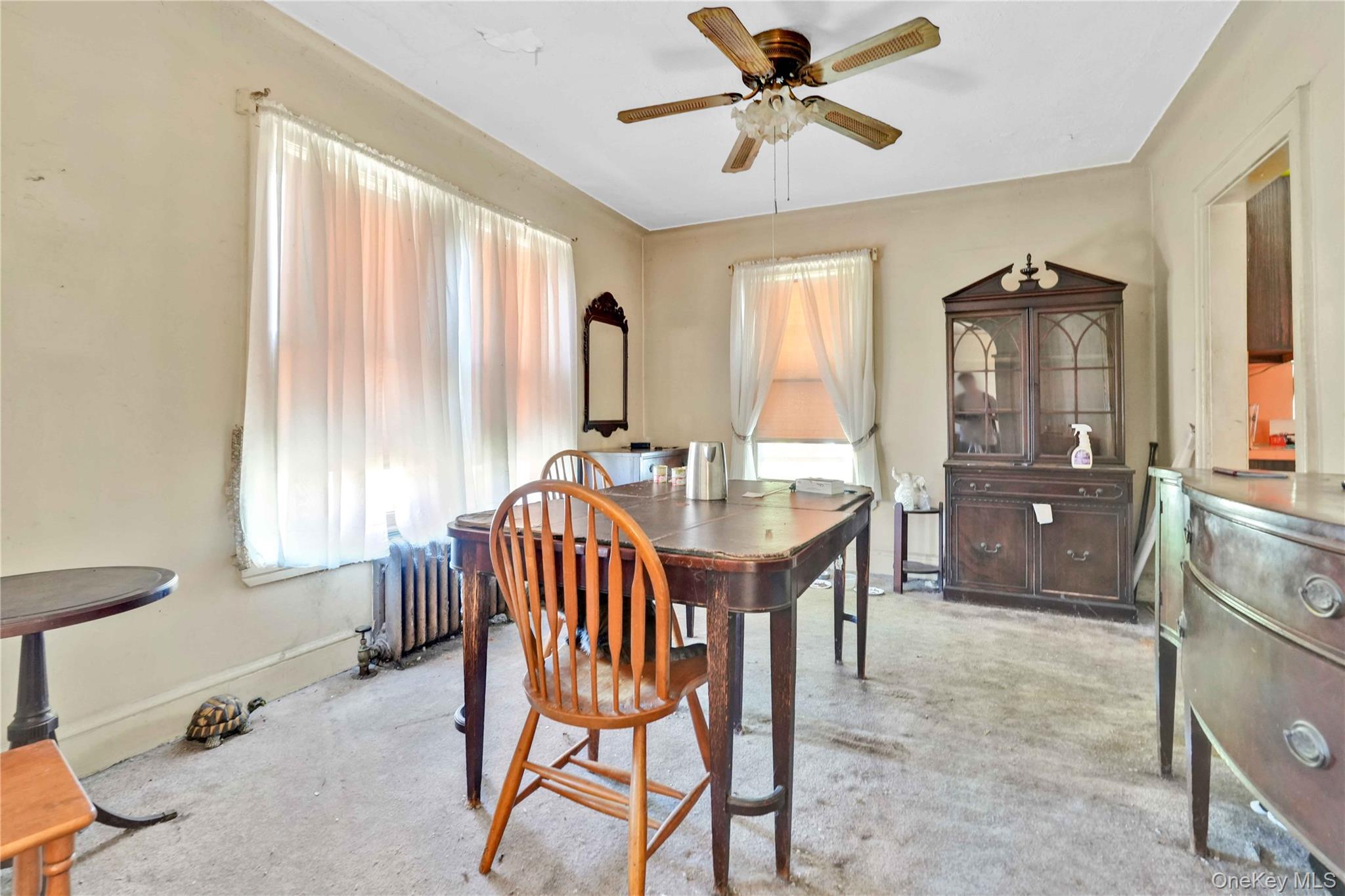 42 Satterie Avenue, Valley Stream, NY 11580