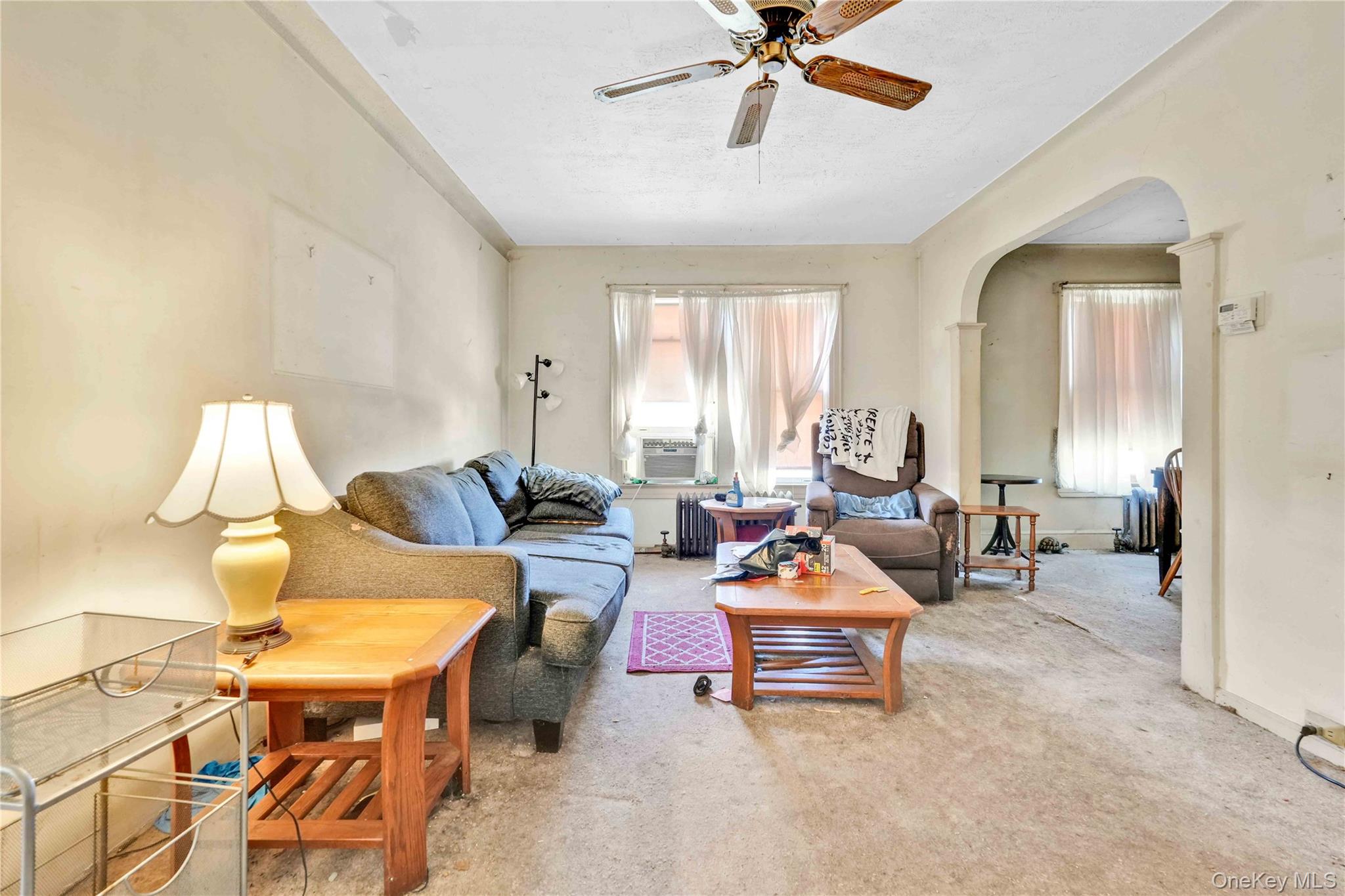 42 Satterie Avenue, Valley Stream, NY 11580