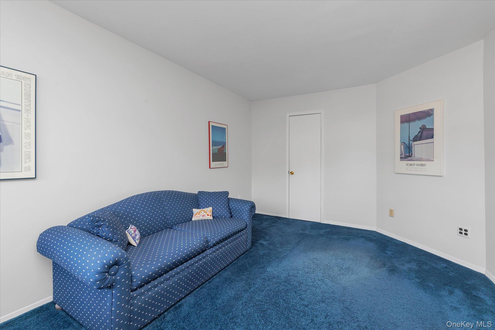 3 Cricket Club Drive, Roslyn, NY 11576