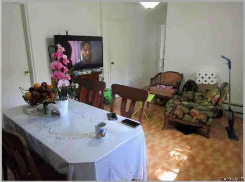 11701 14th Avenue, College Point, NY 11356