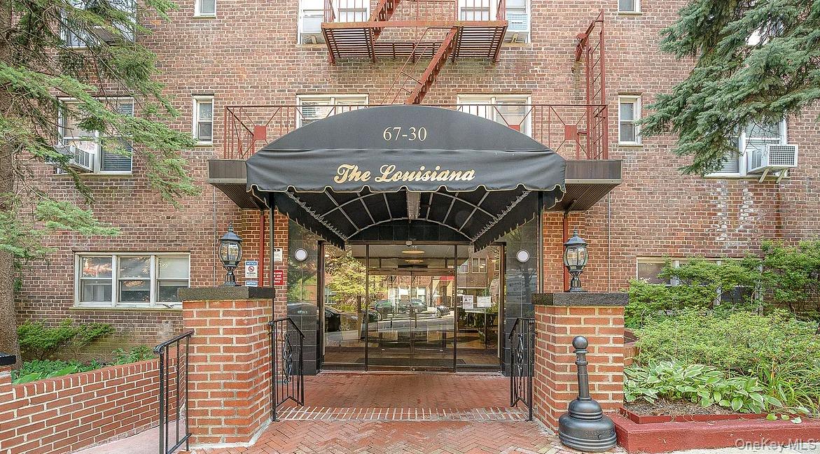 67-30 Clyde Street # 3W, Forest Hills, NY 11375
