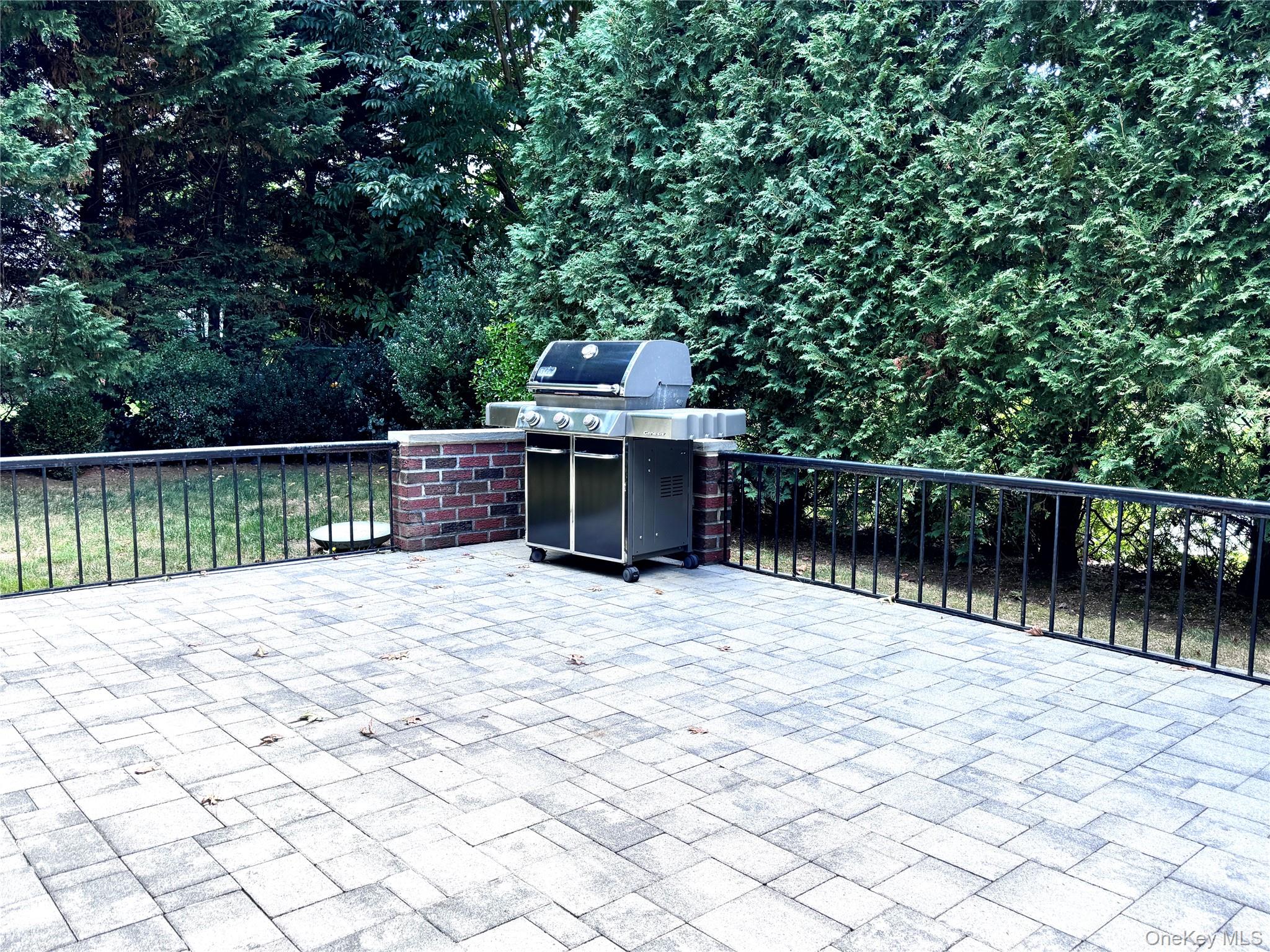 195 Sackville Road, Garden City, NY 11530