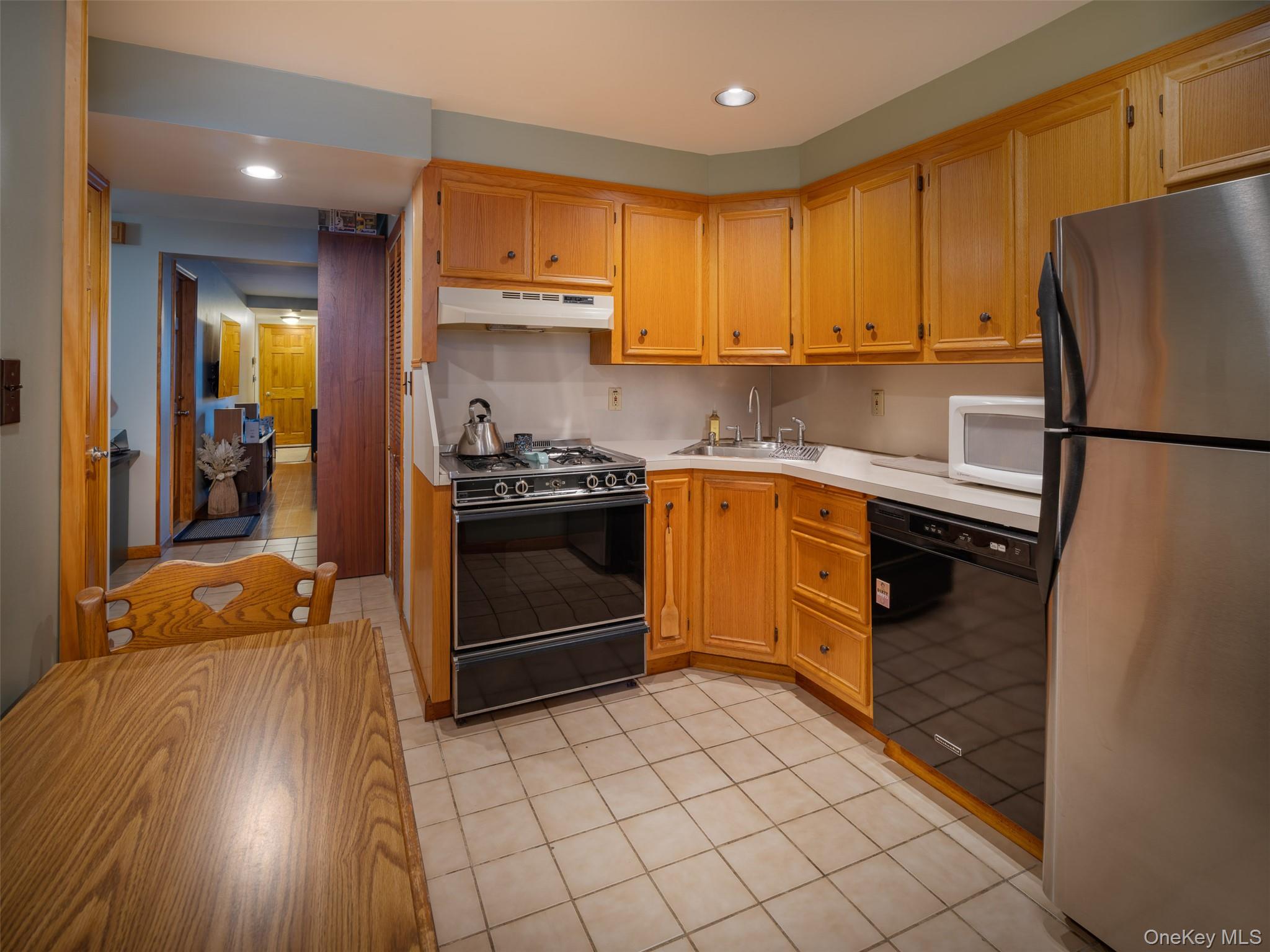 21-20 47th Street, Astoria, NY 11105