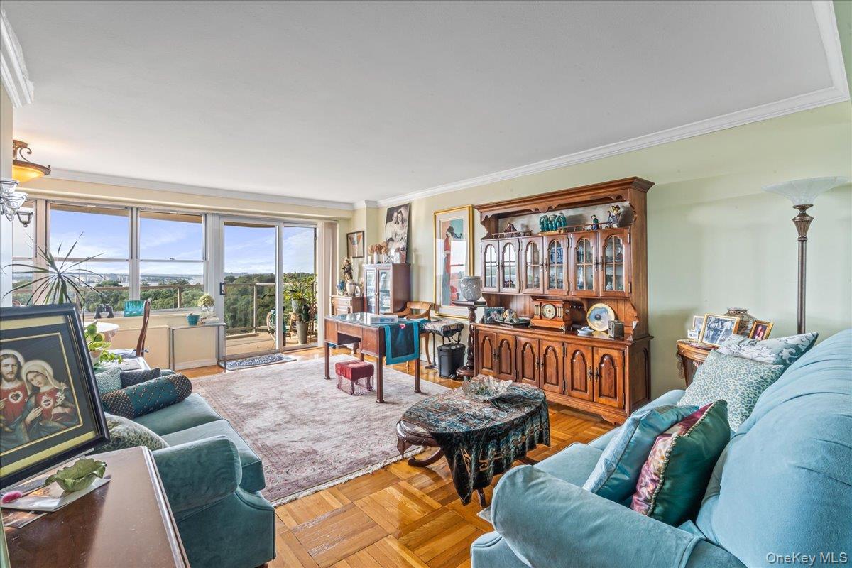 17-85 215th Street # 11S, Bayside, NY 11360