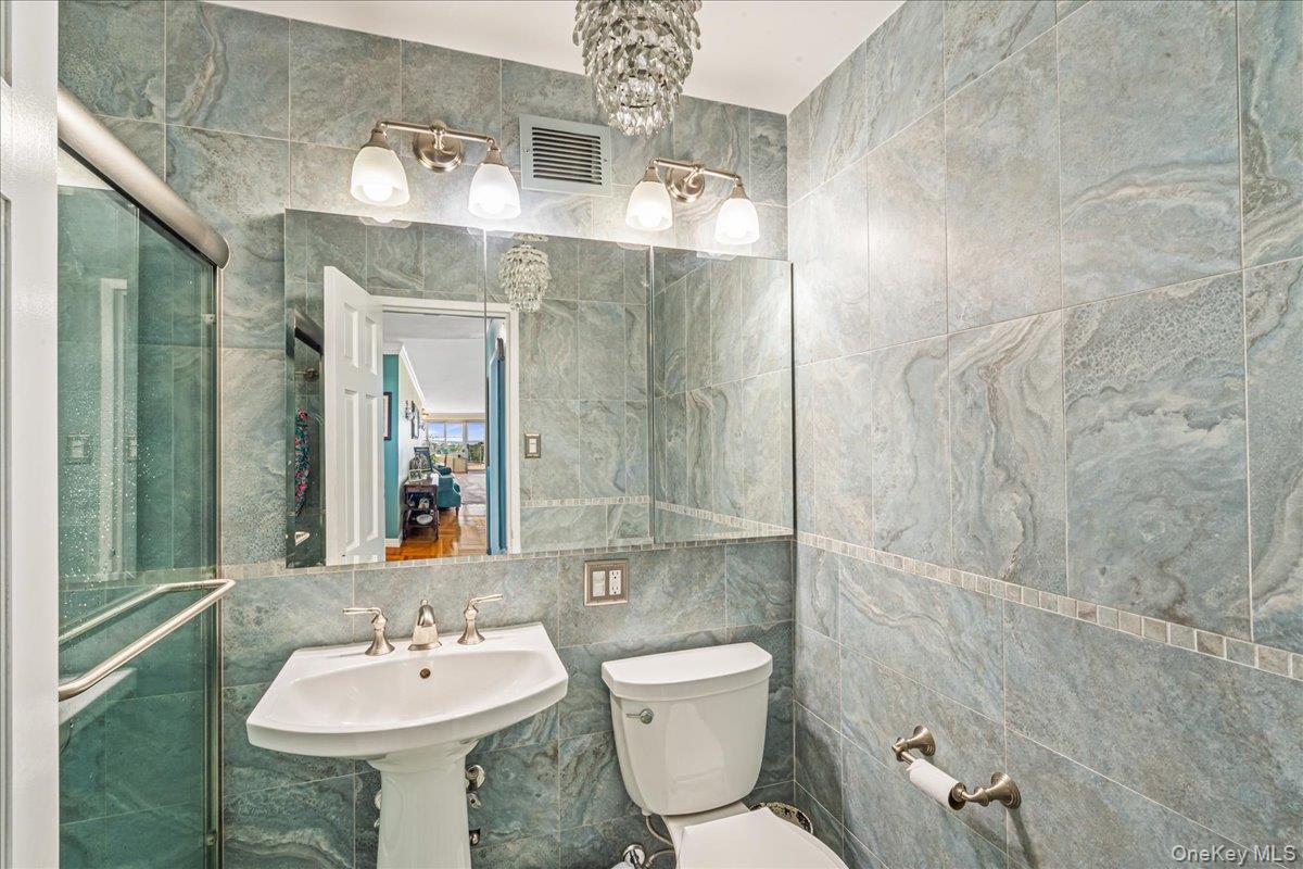 17-85 215th Street # 11S, Bayside, NY 11360