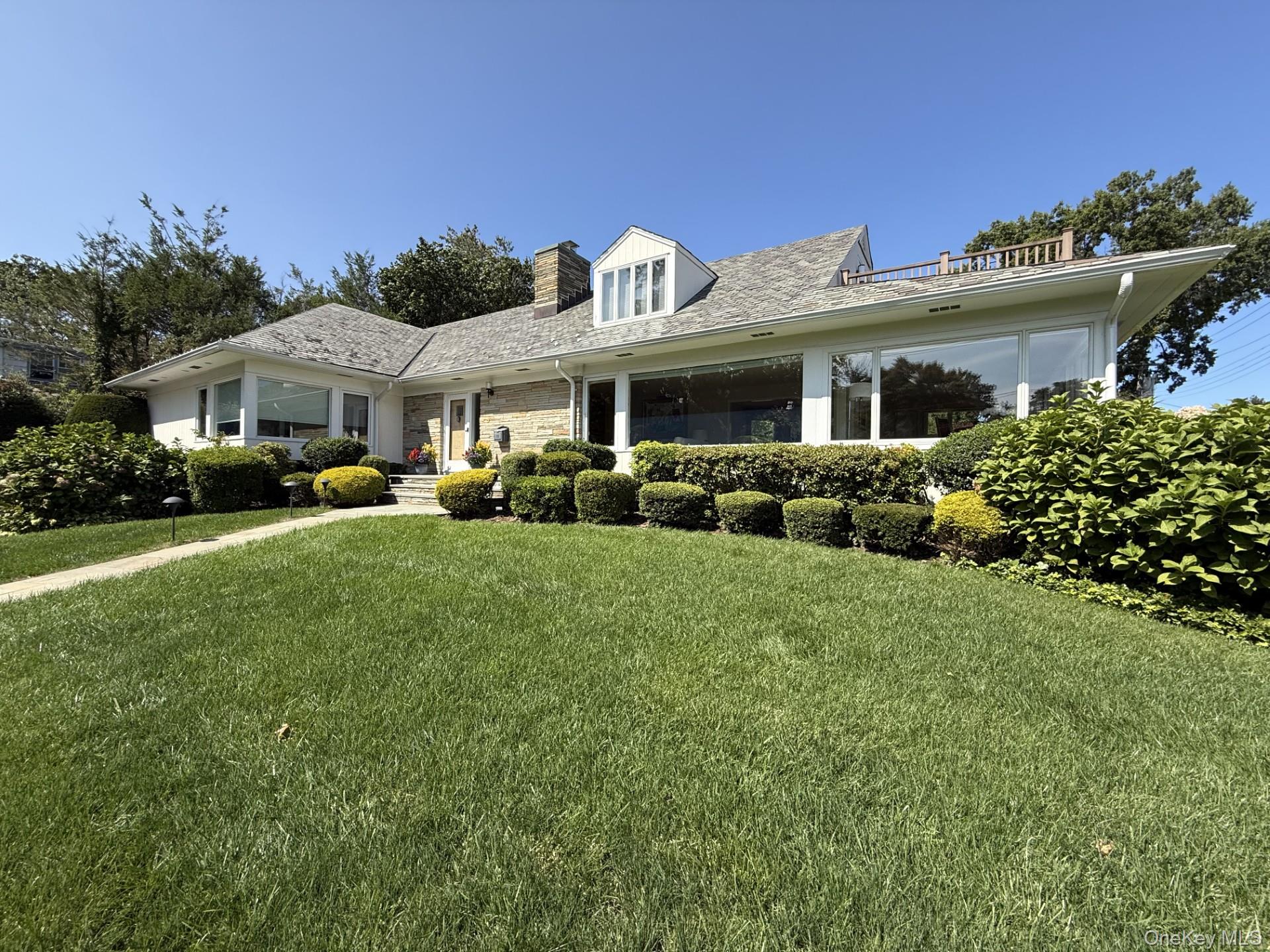 8 Magnolia Avenue, Larchmont, NY 10538