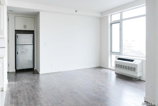 40-55 College Point Blvd # 3B, Flushing, NY 11354