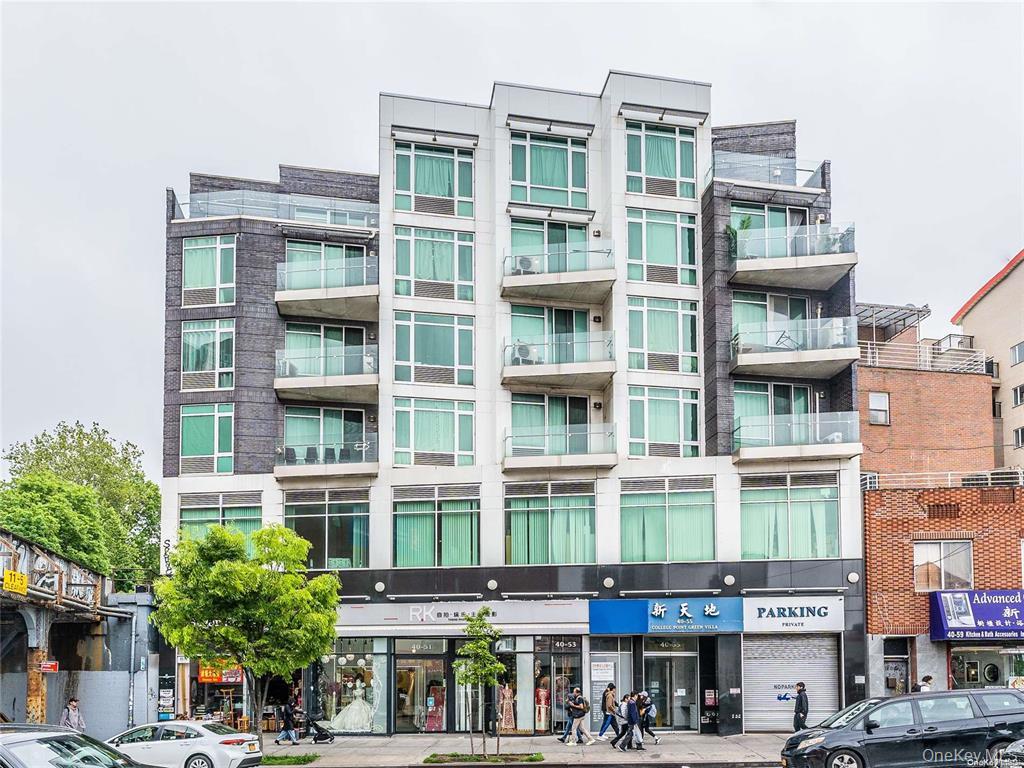 40-55 College Point Blvd # 3B, Flushing, NY 11354