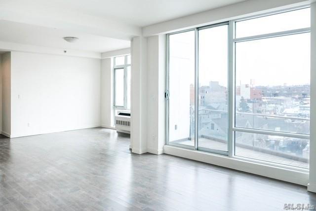 40-55 College Point Blvd # 3B, Flushing, NY 11354