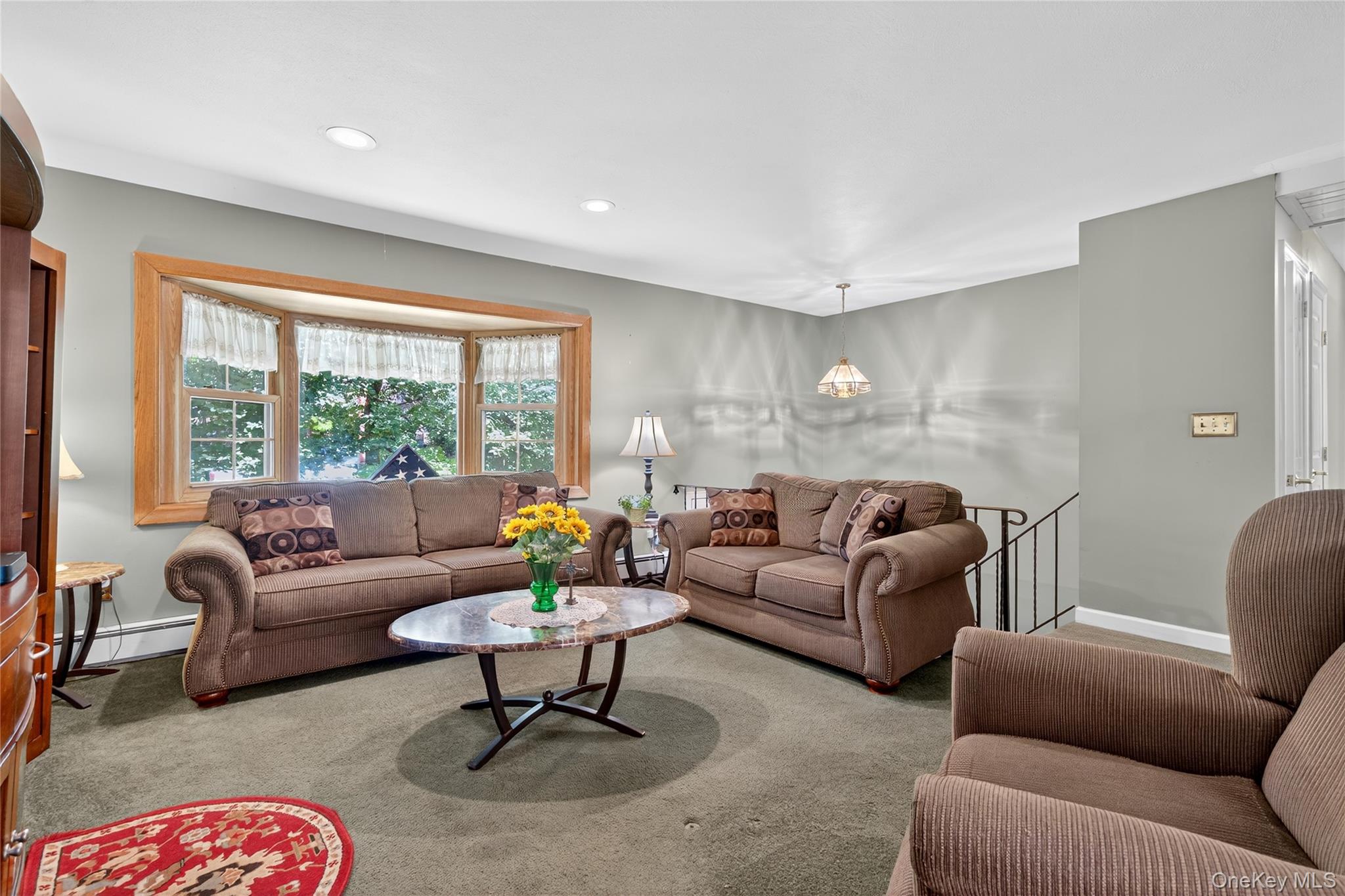 173 Oak Tree Road, Tappan, NY 10983