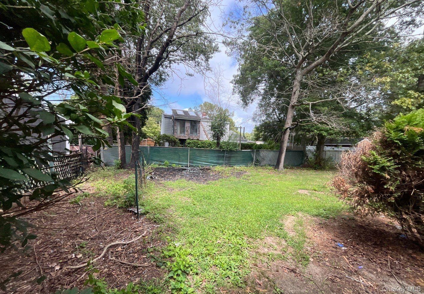 17 Appel Drive E, Shirley, NY 11967