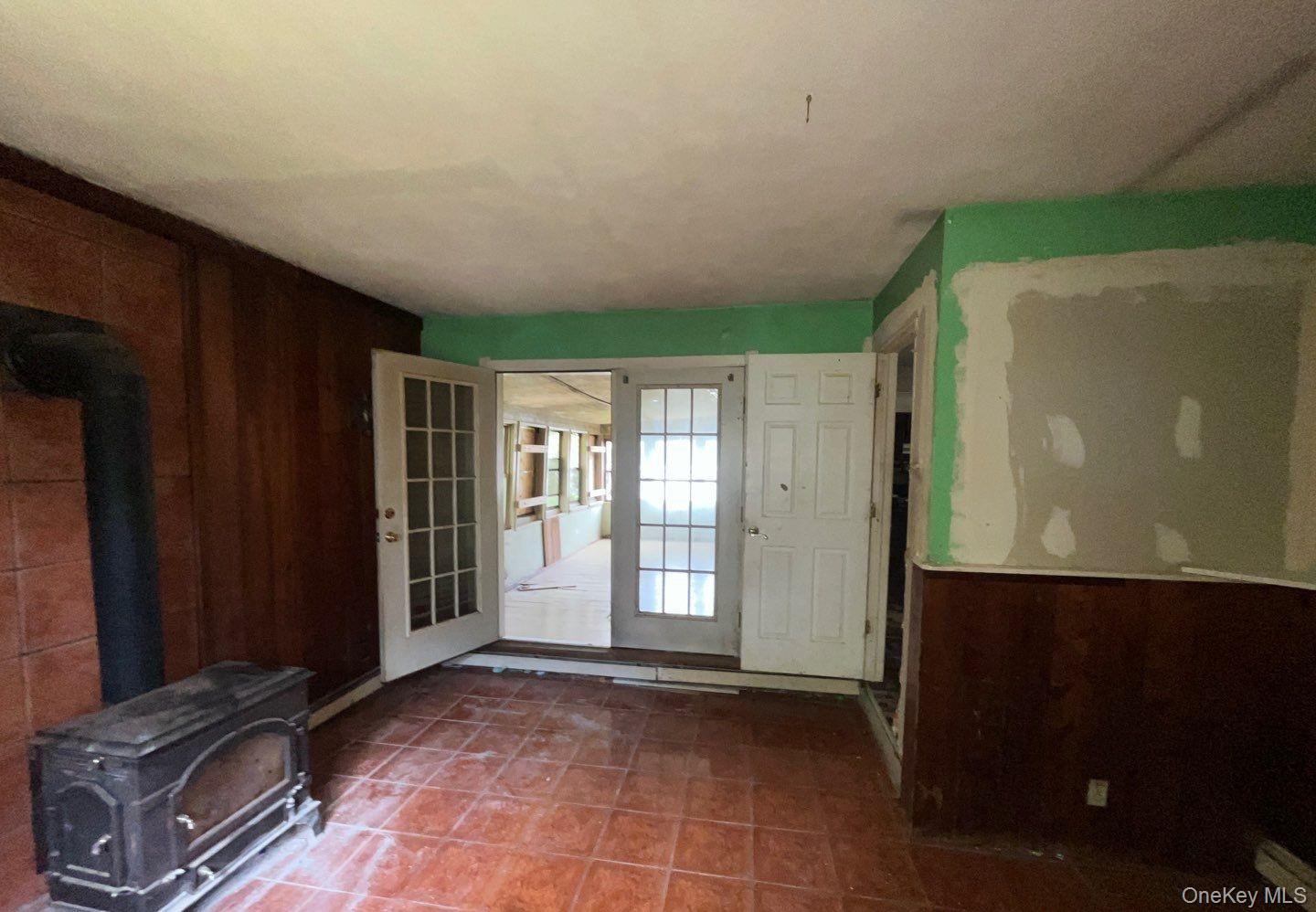 17 Appel Drive E, Shirley, NY 11967