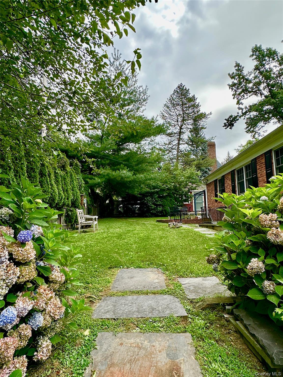 38-47 Douglaston Parkway, Douglaston, NY 11363