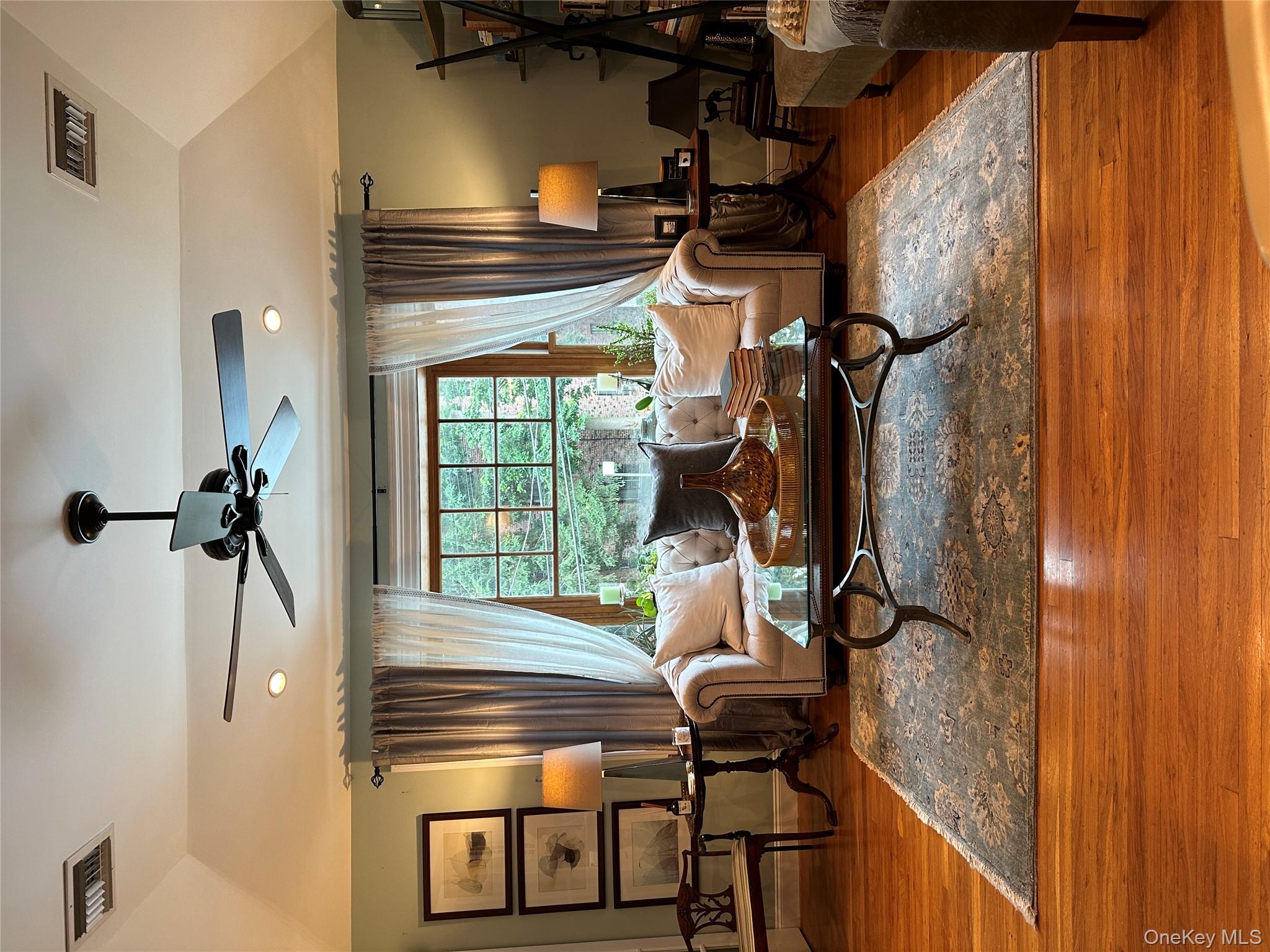 38-47 Douglaston Parkway, Douglaston, NY 11363