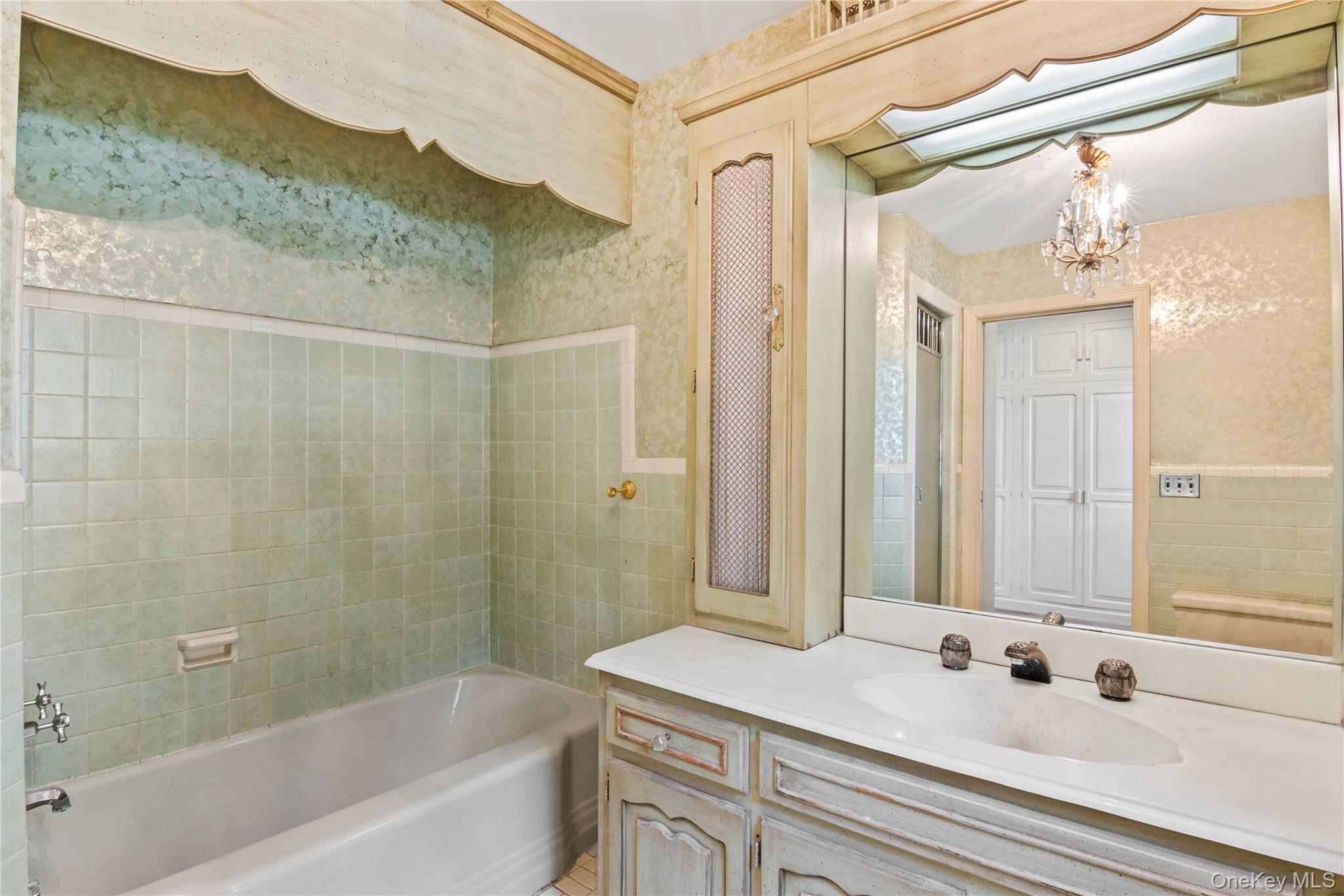 108 Shore Road, Patchogue, NY 11772