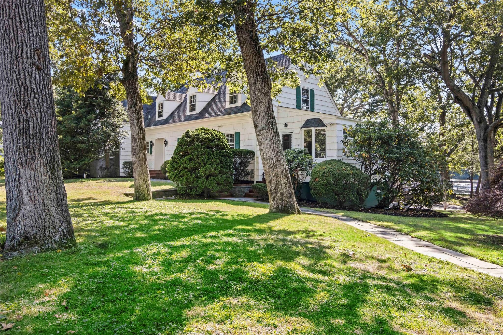 108 Shore Road, Patchogue, NY 11772