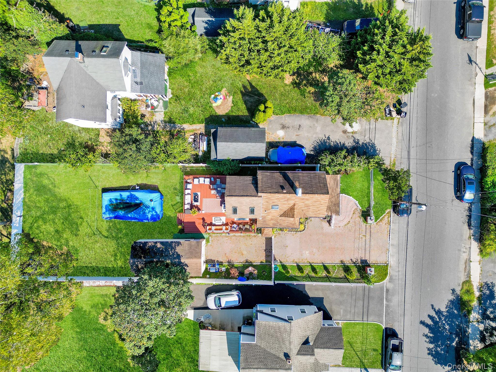 66 Center Avenue, Bay Shore, NY 11706