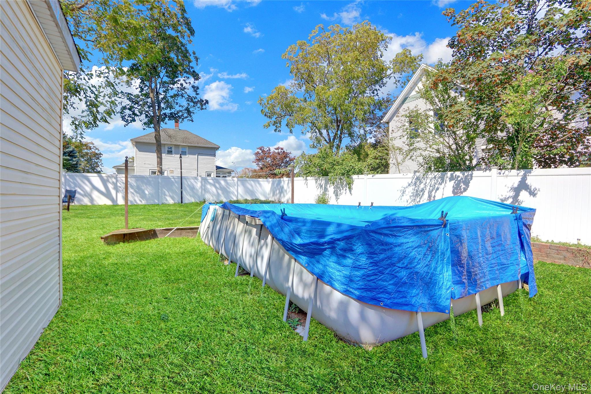 66 Center Avenue, Bay Shore, NY 11706