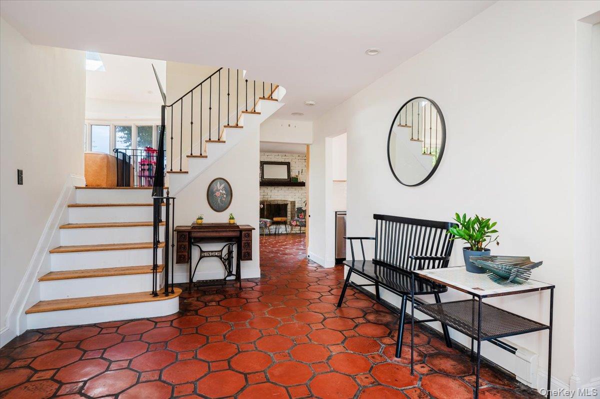 30 Donna Lane, Lido Beach, NY 11561