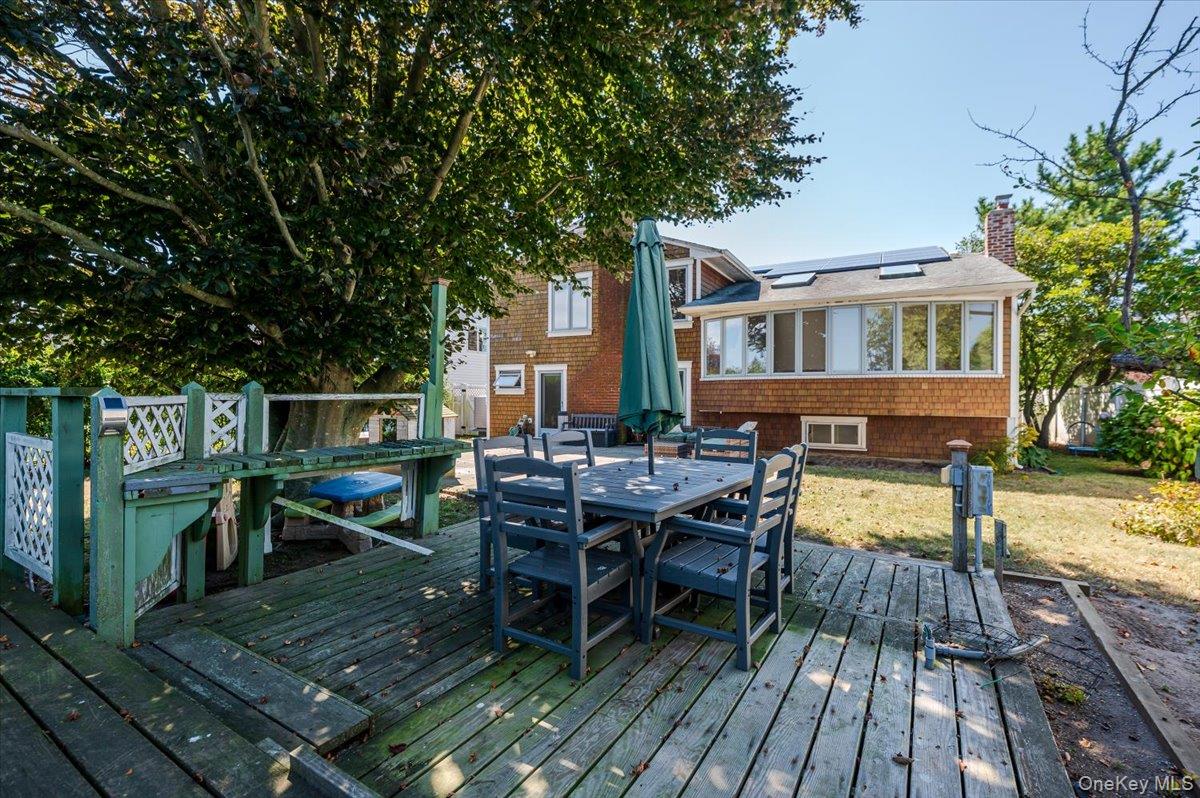 30 Donna Lane, Lido Beach, NY 11561