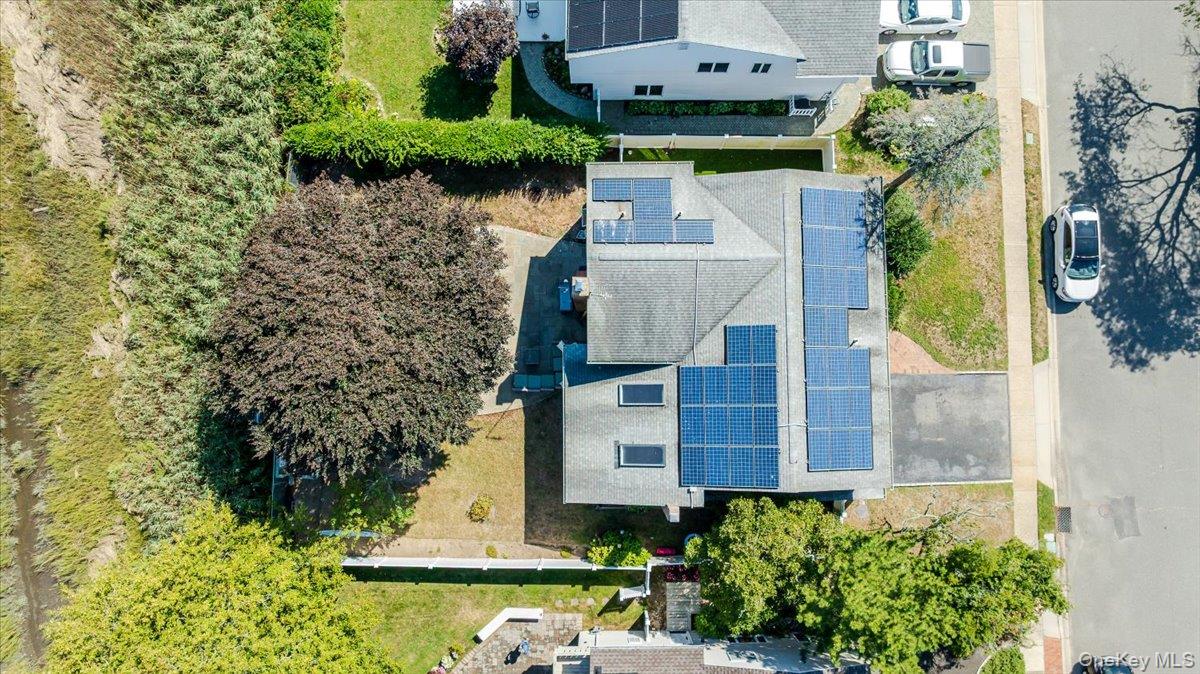 30 Donna Lane, Lido Beach, NY 11561