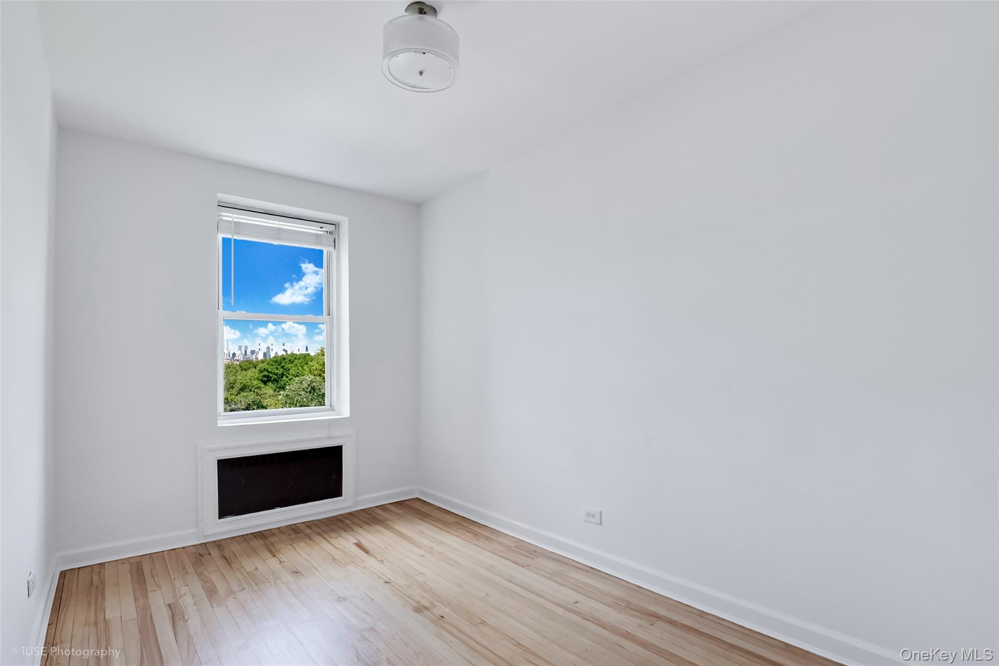 39-20 52nd Street # 4D, Woodside, NY 11377