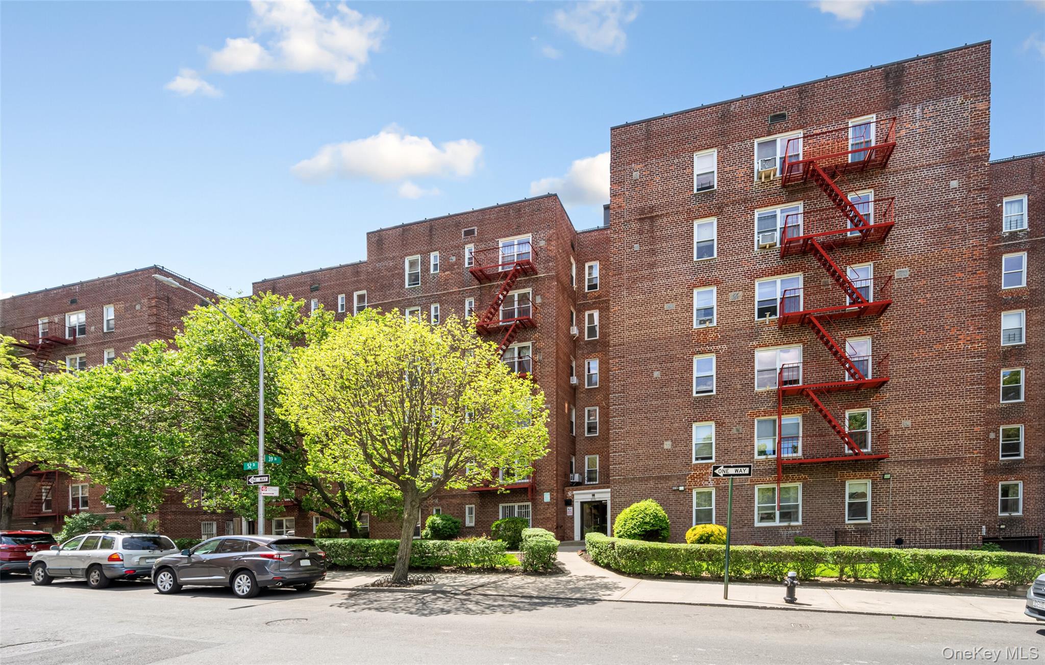 39-20 52nd Street # 4D, Woodside, NY 11377