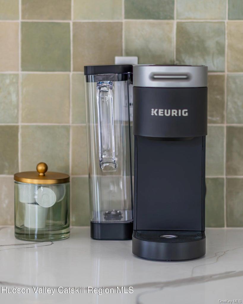 9 Mountain Road, Rosendale, NY 12472