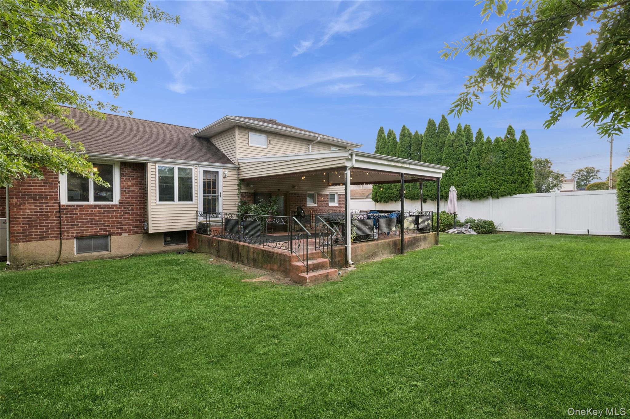 329 N Wyoming Avenue, Massapequa, NY 11758